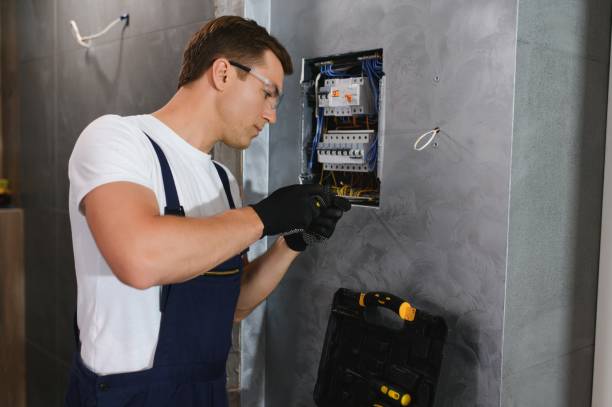 Best Emergency Electrical Repair  in Mount Vernon, IA